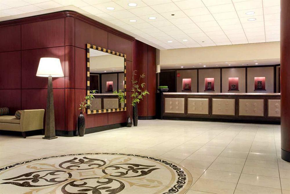 Doubletree By Hilton Kansas -