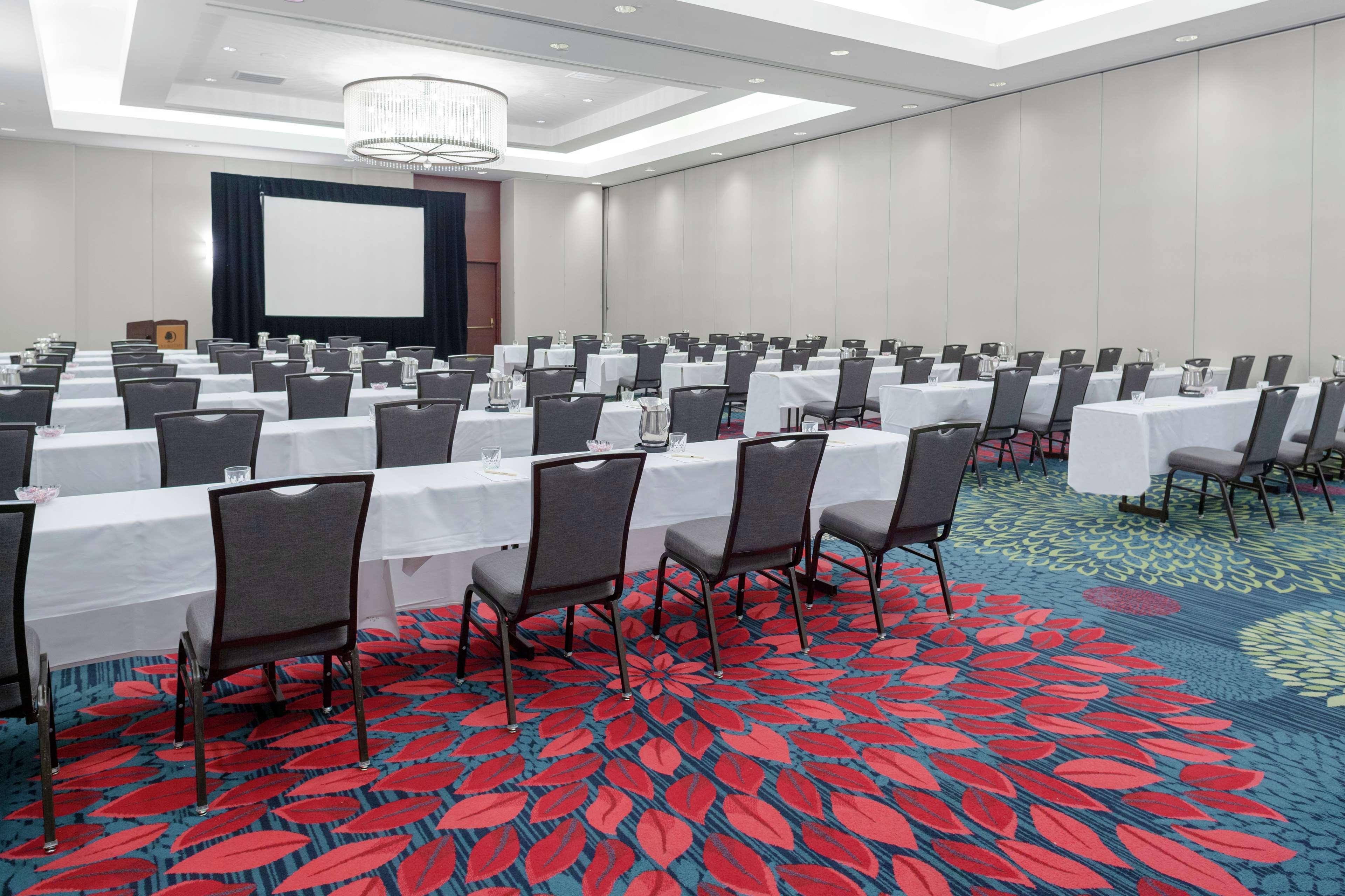 Doubletree By Hilton Kansas - 3*