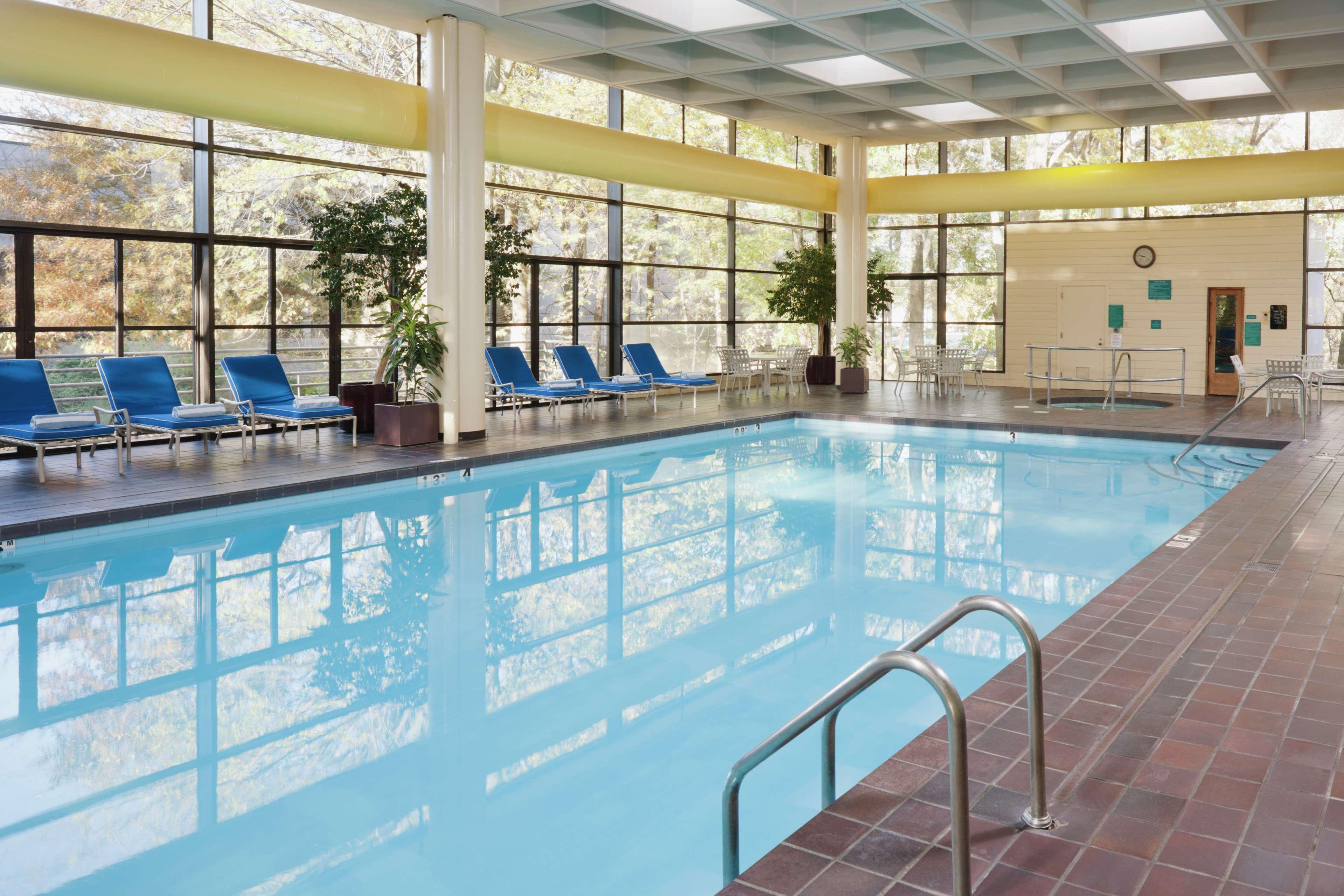 Hotel Doubletree By Hilton Kansas -