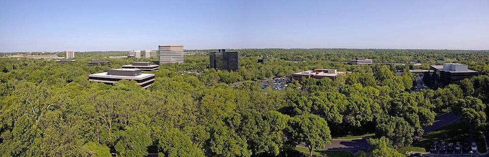 Doubletree By Hilton Kansas - Hotel 3*