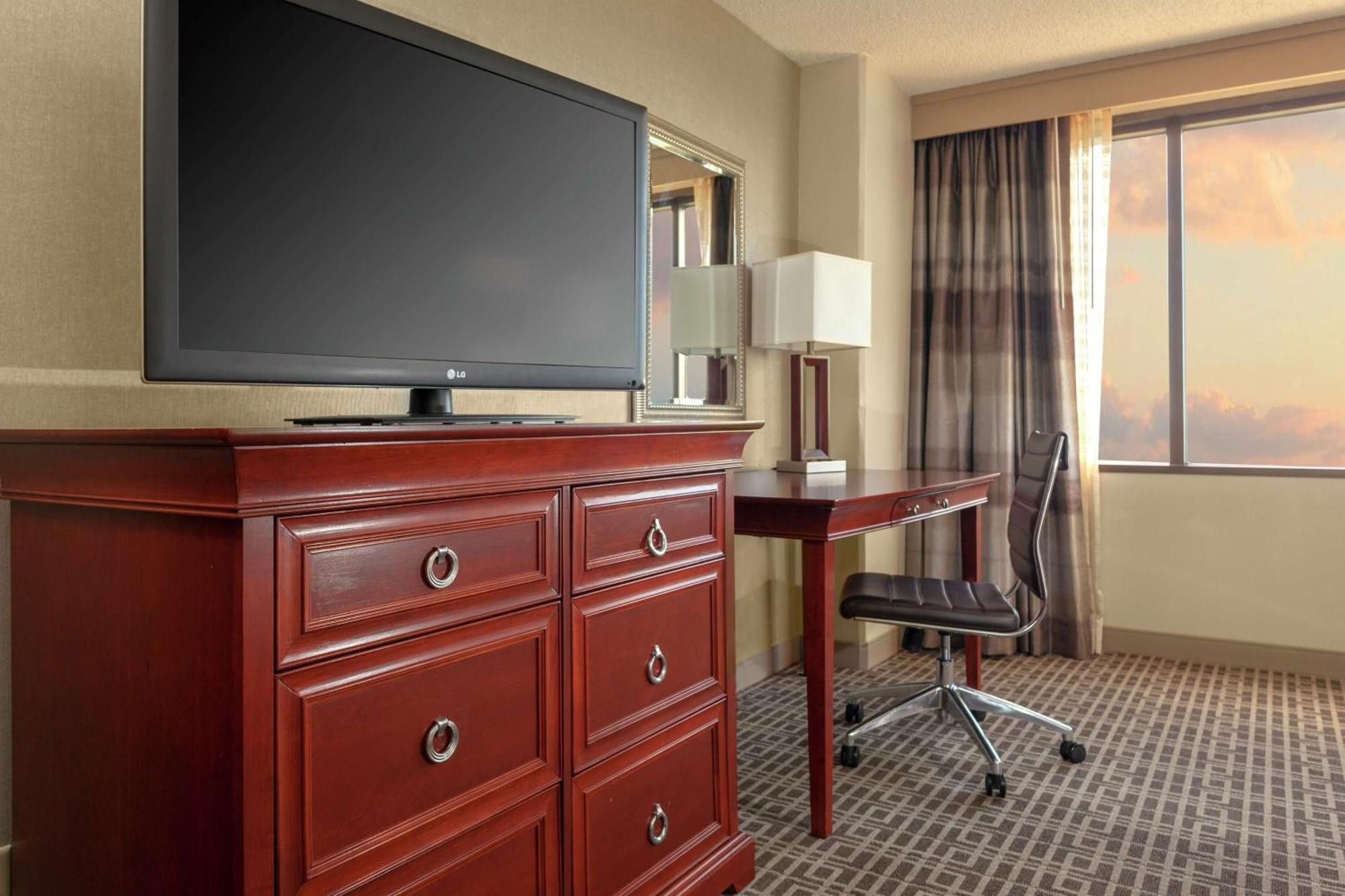 Doubletree By Hilton Kansas - 3*
