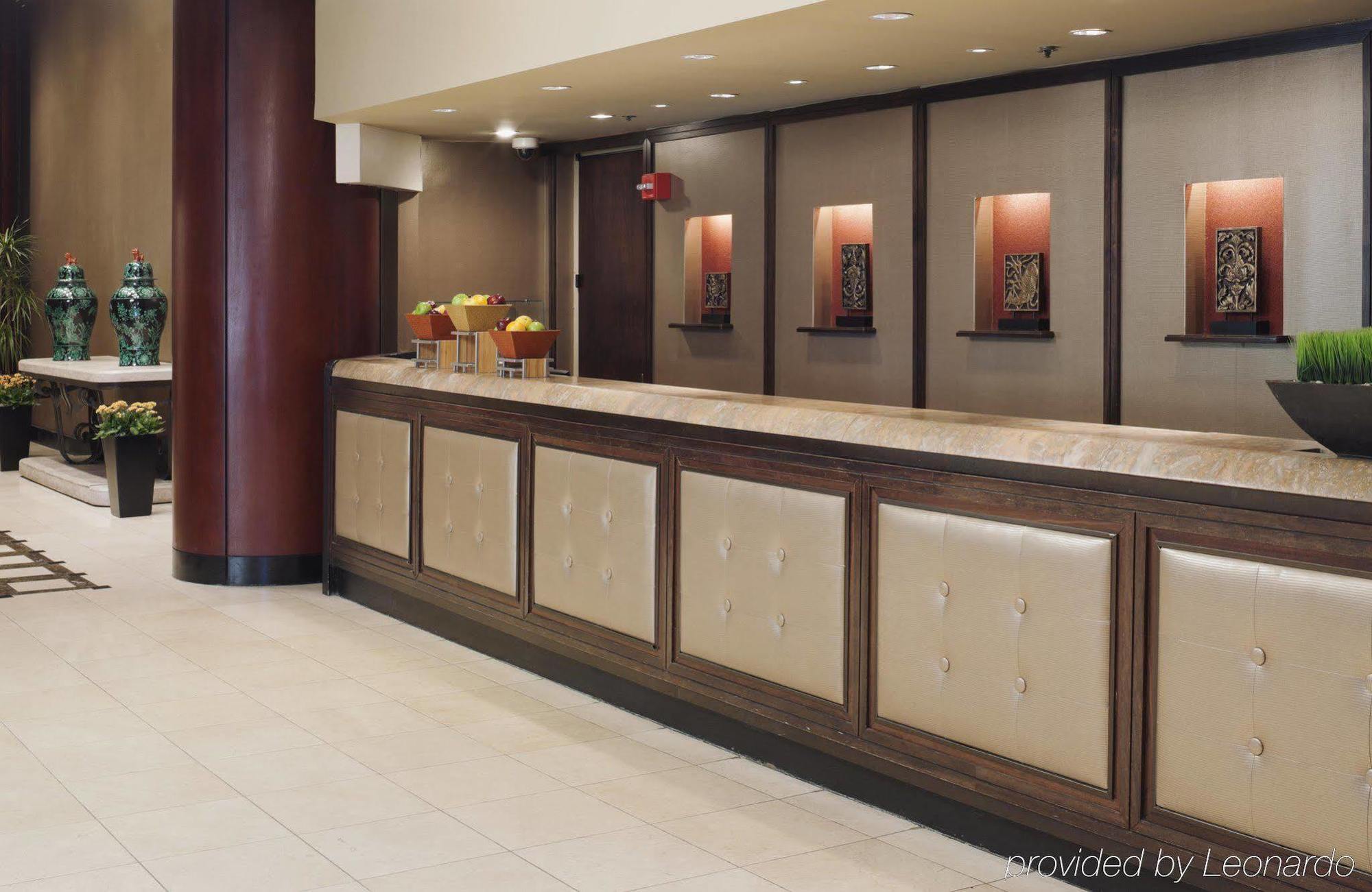 Doubletree By Hilton Kansas - Hotel