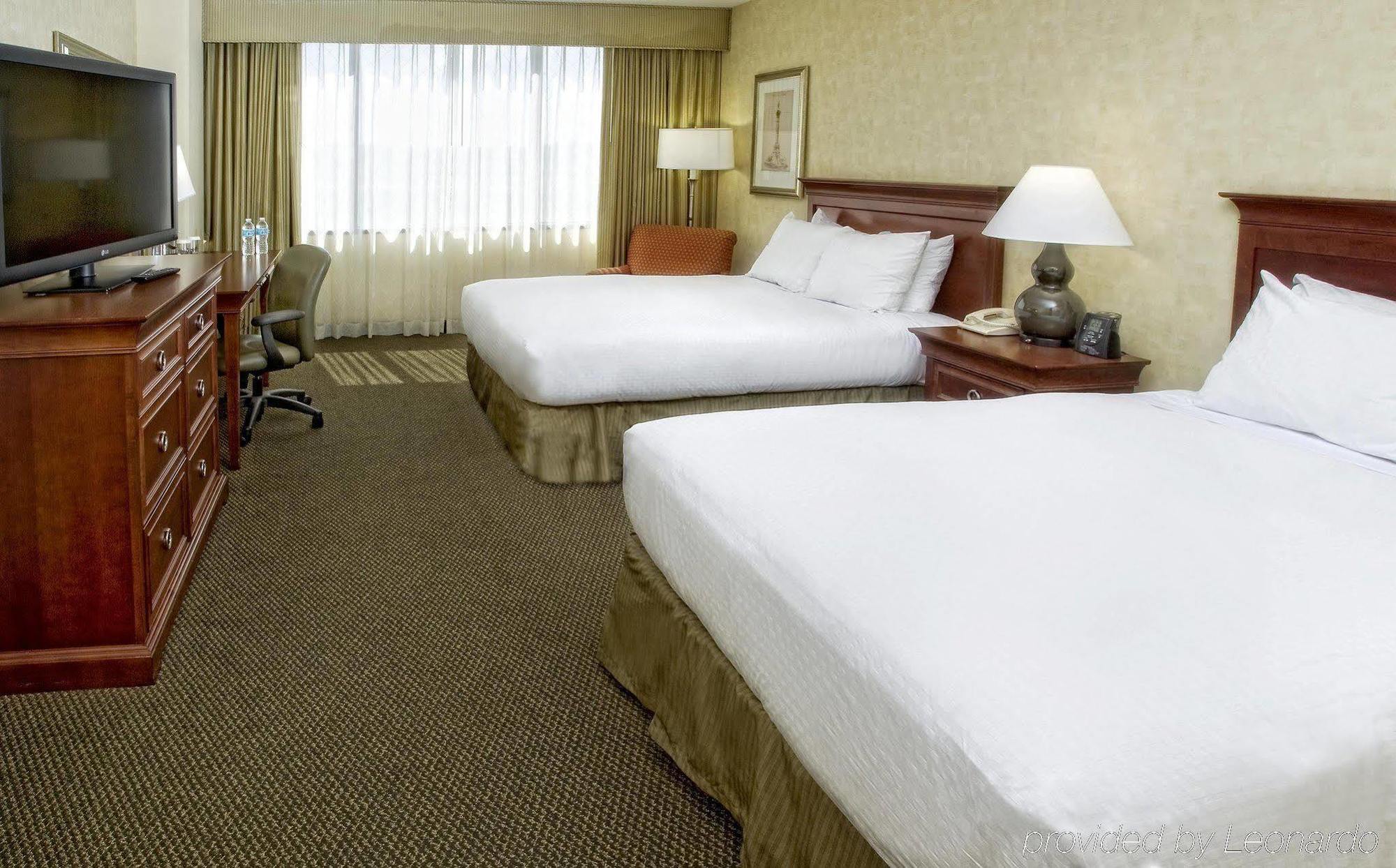 Hotel Doubletree By Hilton Kansas -