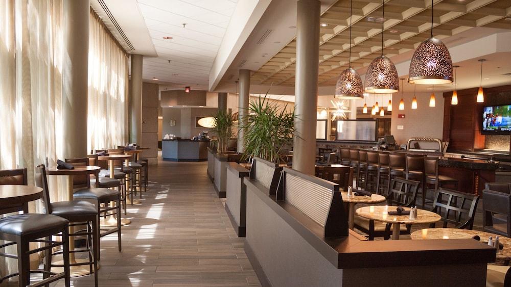Hotel Doubletree By Hilton Kansas -