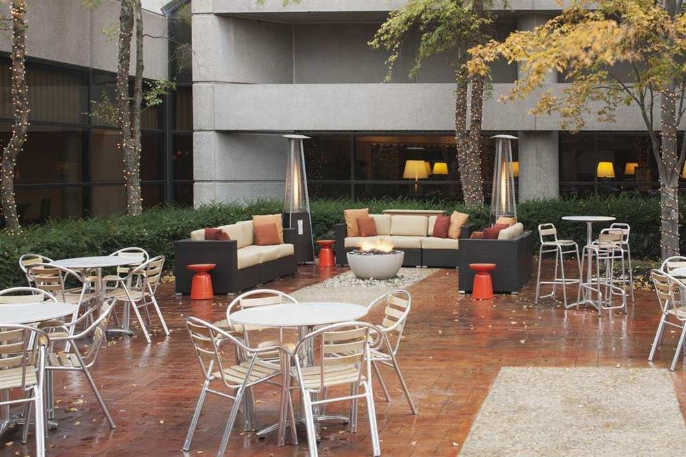 Hotel Doubletree By Hilton Kansas - Overland Park